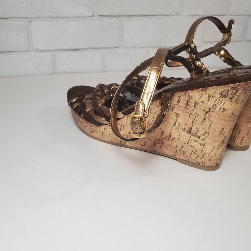 Xhilaration brown and gold wedges - Picture 7 of 13